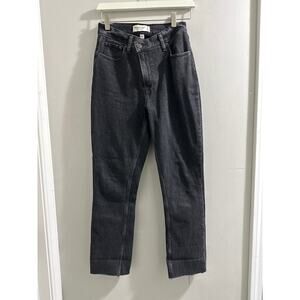 abercrombie and fitch 90s slim straight ultra high rise black raw hem‎ Size 25